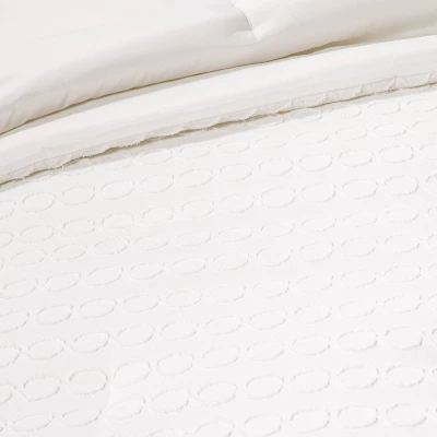 8pc Clipped Jacquard Geo Circle Comforter Bedding Set White - Threshold™ 4 8pc Clipped Jacquard Geo Circle Comforter Bedding Set White - Threshold™ - Image 2