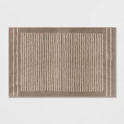 2'6"x4' Washable Knitted Stripe Accent Rug - Threshold™ -Threshold GUEST aef6cd95 a564 4f19 8b4e 204de8b7e707