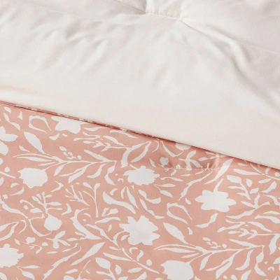 12pc Floral Boho Comforter & Sheets Set Terracotta Pink - Threshold™ 4 12pc Floral Boho Comforter & Sheets Set Terracotta Pink - Threshold™ - Image 2