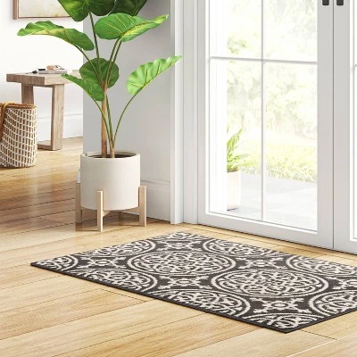 Medallion Washable Tufted And Hooked Rug - Threshold 3 Medallion Washable Tufted And Hooked Rug - Threshold