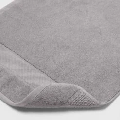 Performance Plus Towel Bath Mat - Threshold™ -Threshold GUEST d8cbc2bf a226 4cef 993b d5d65028c77f